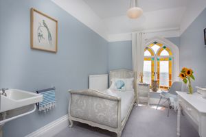 Photo 24- click for photo gallery